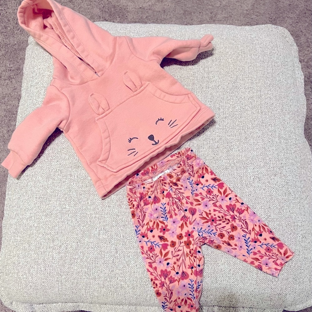 Carter’s Newborn Hoody and Pants Set